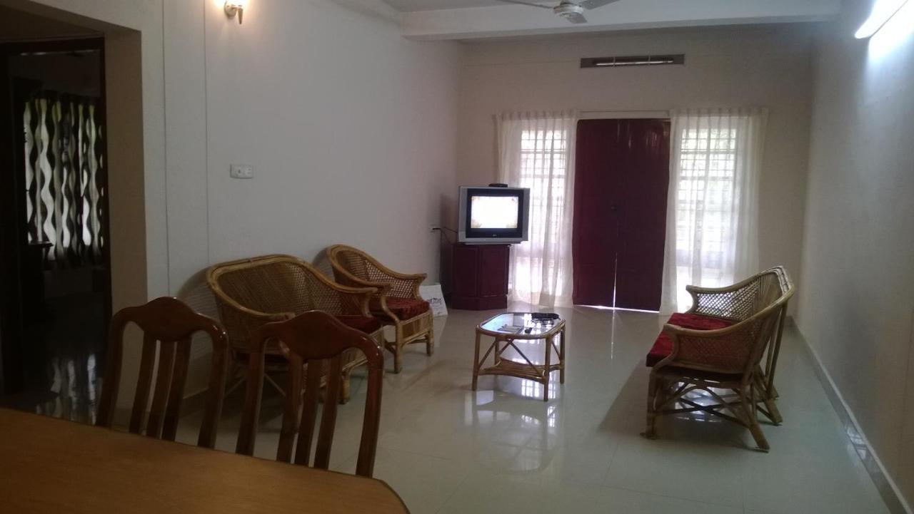 Indeevaram Apartments Kovalam Exterior foto